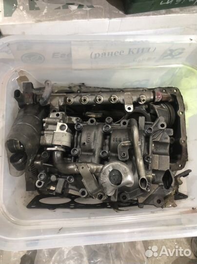 Двигатель в разобранном состоянии passat