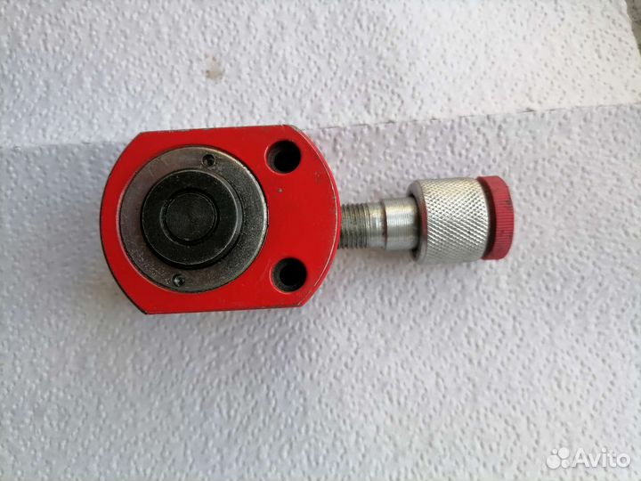 Цилиндр гидравлический для пресса