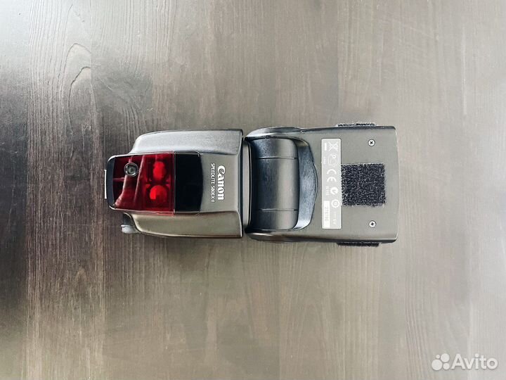 Вспышка Canon Speedlite 580EX II