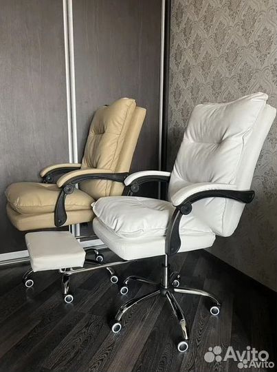 Компьютерное кресло офисное с функцией массажа