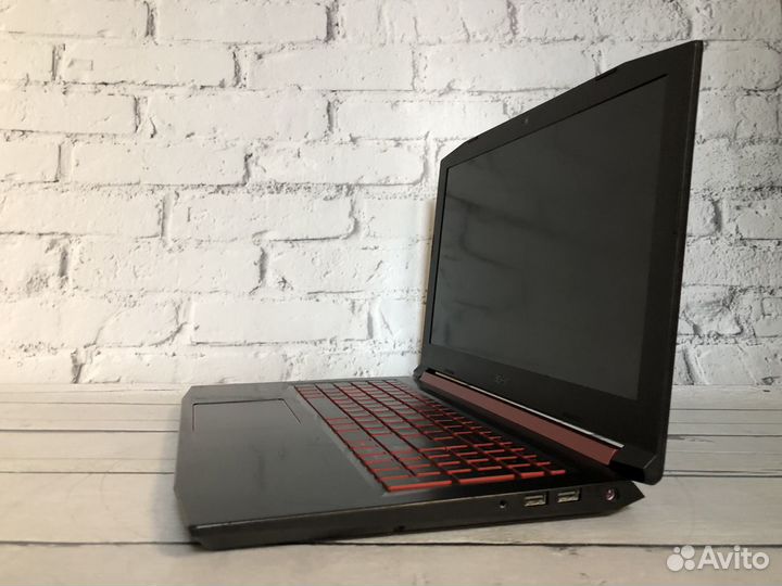 Acer nitro 5 i5 8300H SSD+HDD 12Gb Ram 4Gb video