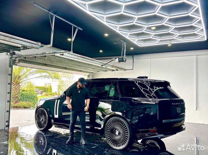 Электро пороги на авто Range 2022
