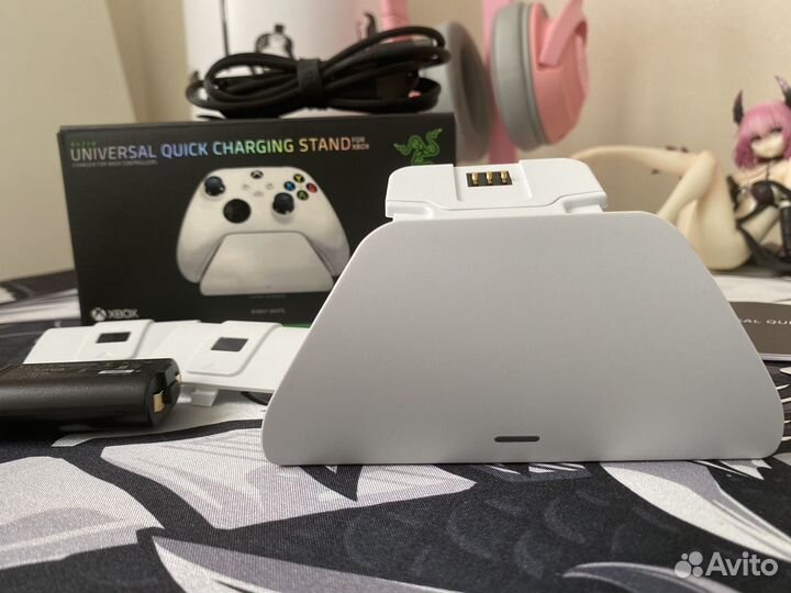 Razer Charging Stand for Xbox, Robot White