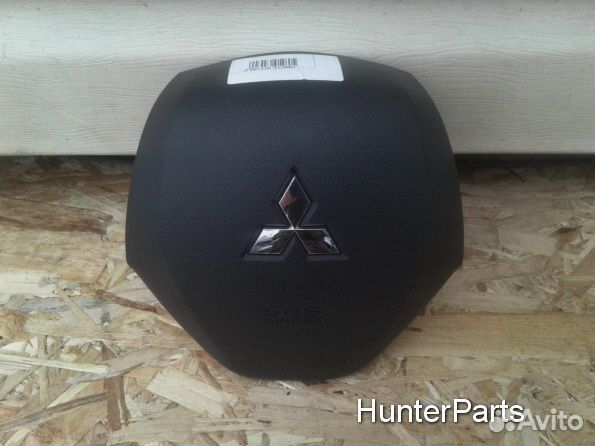 Подушка безопасности в руль Митсубиси Аутлендер 3