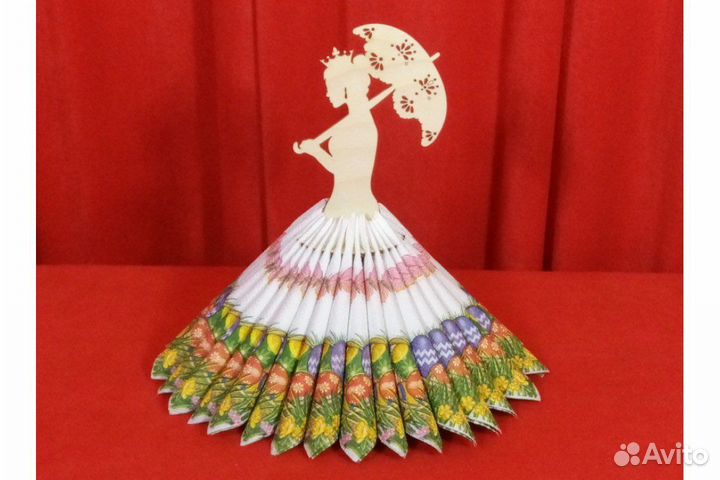 Салфетница из дерева