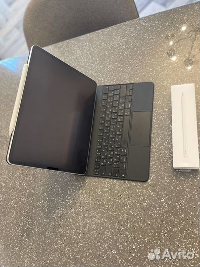 Продам Планшет Apple iPad Pro 12.9 256Gb