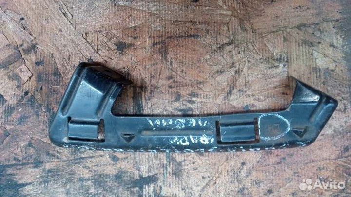 Кронштейн фары передний левый Hyundai Sonata V