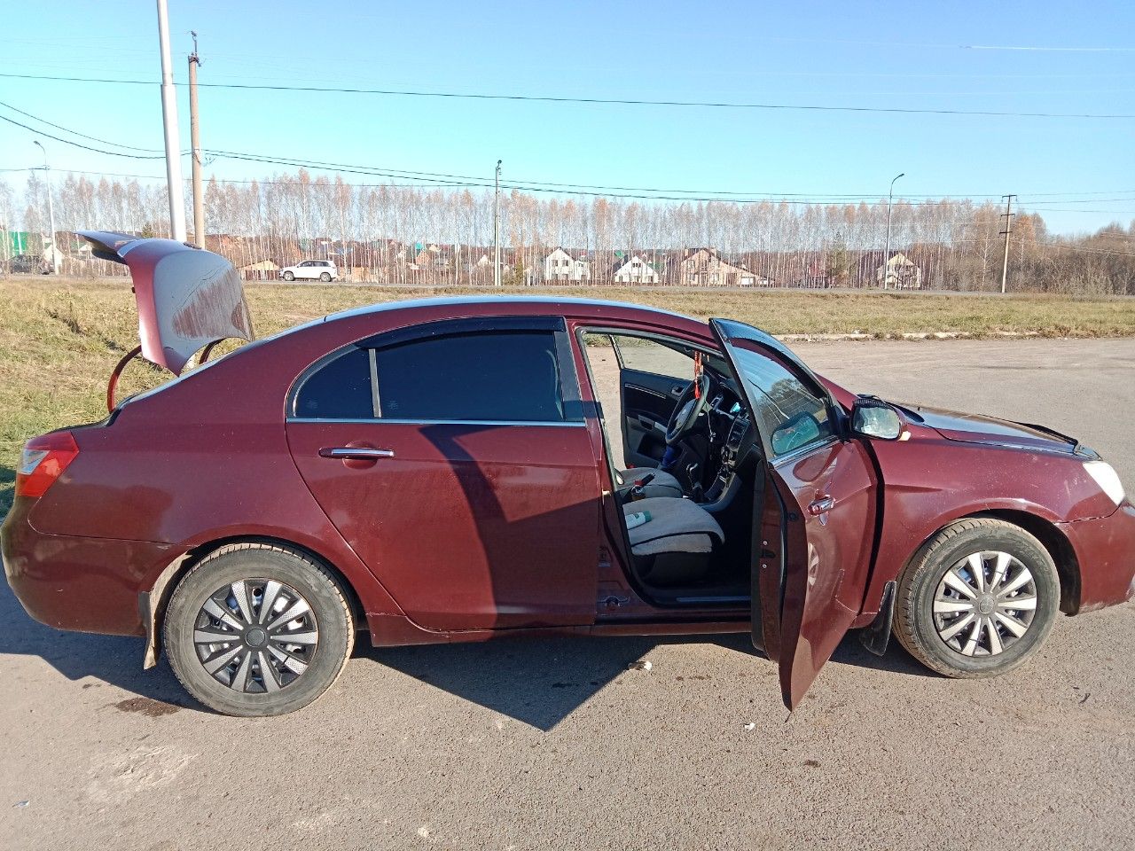 Geely Emgrand EC7: фото владельца