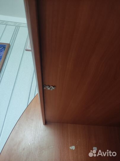 Детская кровать чердак со столом и шкафом