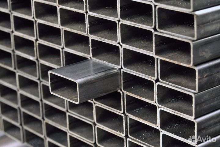 Профильная труба 40*40*3