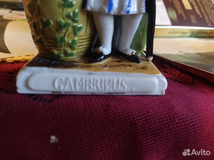 Статуэтка винтажная