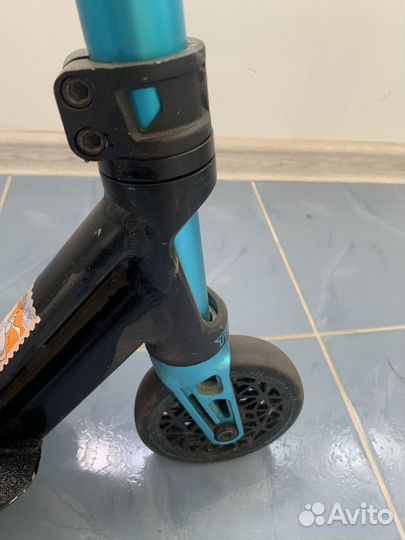 Трюковый самокат triad