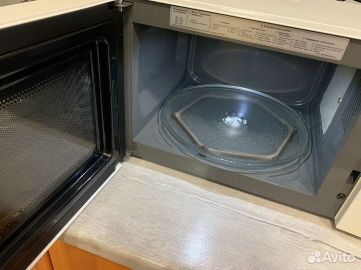 Микроволновка LG Рабочая Б/У