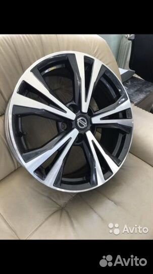 Оригинальные диски r18 Nissan Qashkai