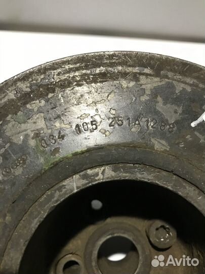 Шкив коленвала Audi 100C3