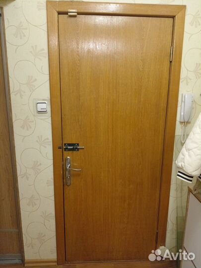 Дверь входная металлическая