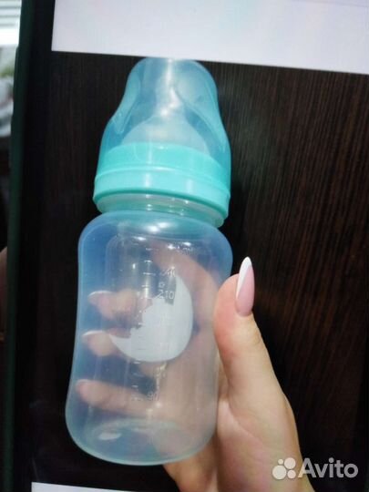 Бутылочки avent б у и новая антиколиковая