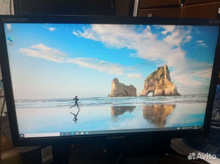 Монитор full hd 22