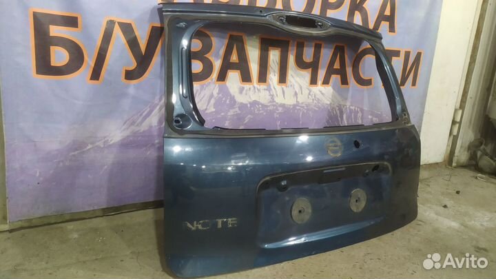 Nissan note e11 крышка багажника