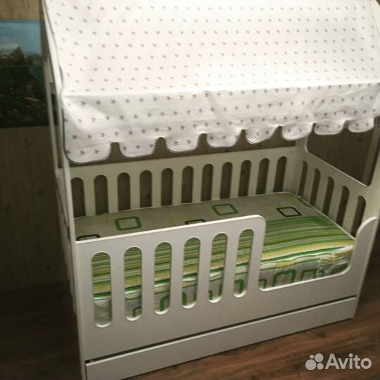 Детская кровать Домик