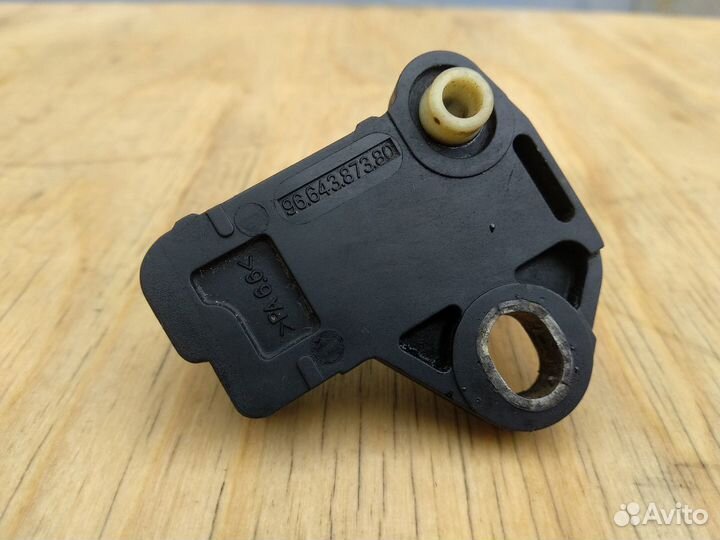 Датчик коленвала 1.6 Hdi Citroen C4 Picasso