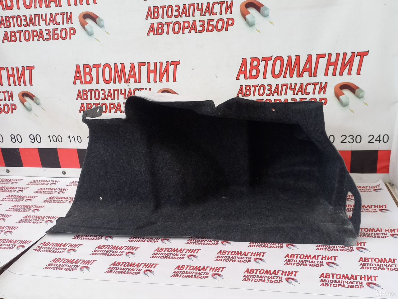 Обшивка багажника правая Форд Мустанг 6 14-23