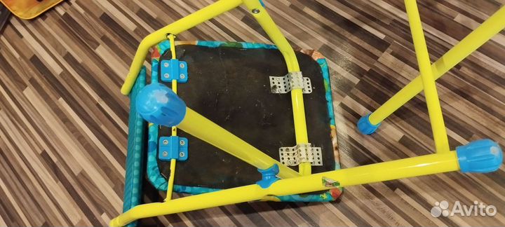 Детский столик и стульчик