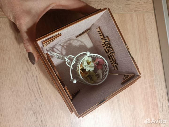 Коробка подарочная деревянная