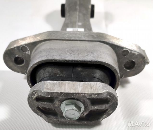 Подушка двигателя передняя 21950-D4000 G4ND, L4NA