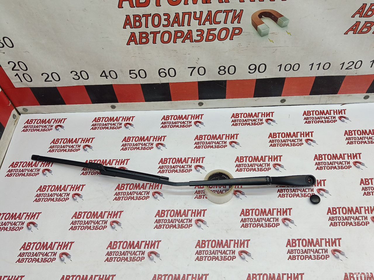 Поводок стеклоочистителя дворника Lixiang L7