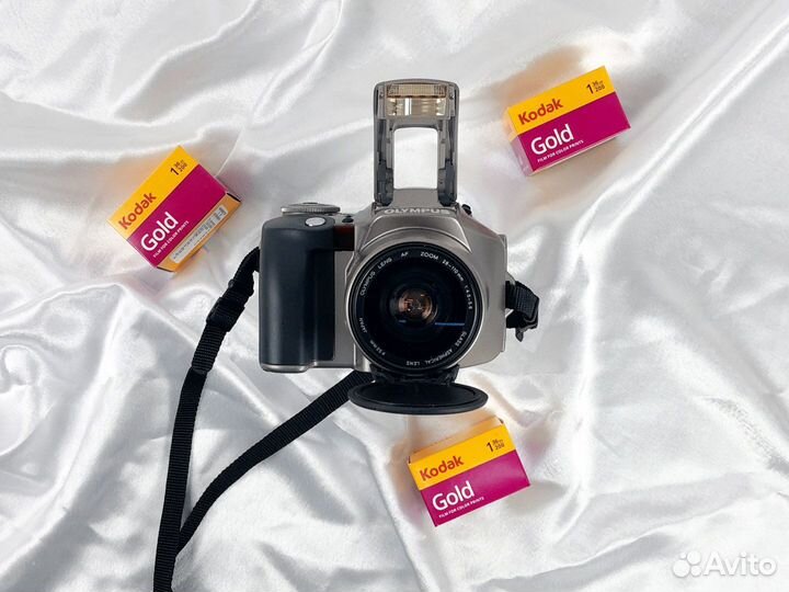 Пленочный фотоаппарат Olympus IS-300