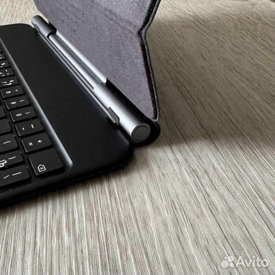 Клавиатура для iPad Air / Pro 11 с трекпадом