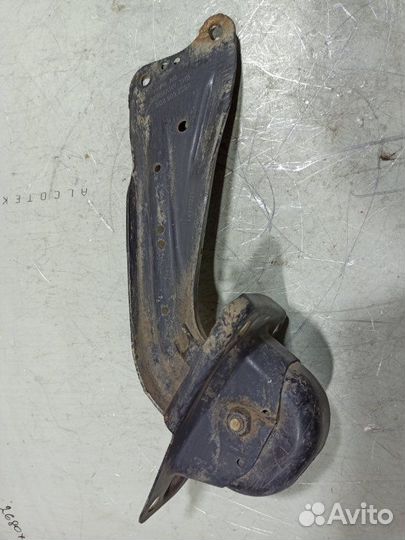 Рычаг подвески левый Volkswagen Golf 7