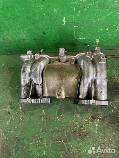 Коллектор впускной ваз 21099