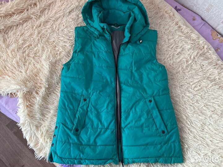 Жилетка женская