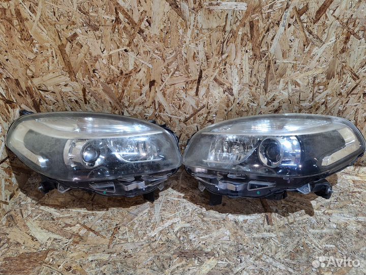 Фара левая/Фара правая ксенон Renault Koleos rest
