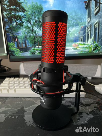 Микрофон HyperX QuadCast черный