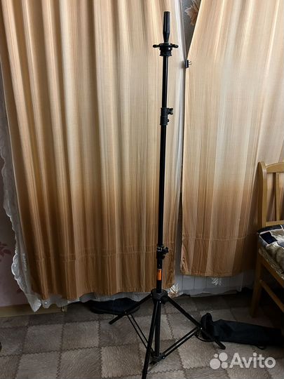 Штатив напольный для манекена (головы)
