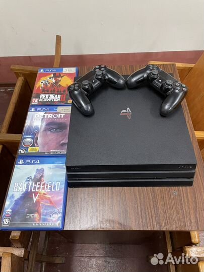 Sony PS4 pro 1 tb