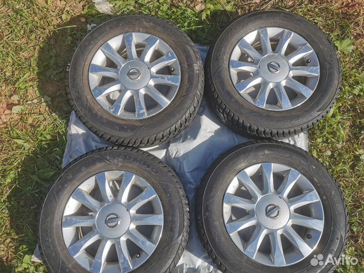 R16 Kumho I'Zen RV Stud KC16 215/65, PCD 5x114.3 DIA 66.1