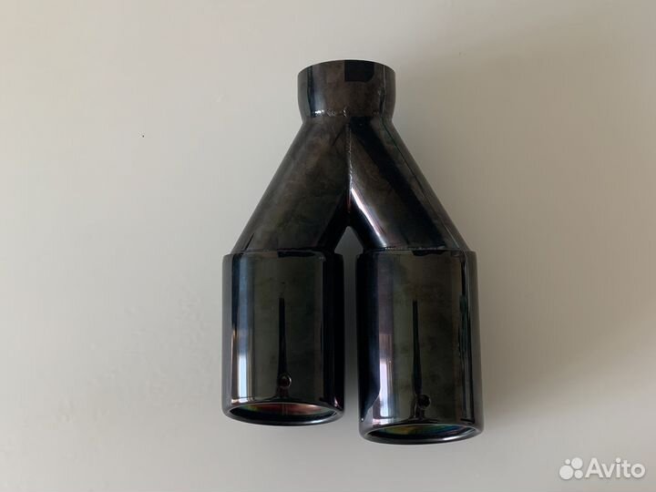 Одна насадка на выхлоп BMW f30 черная двойная 76