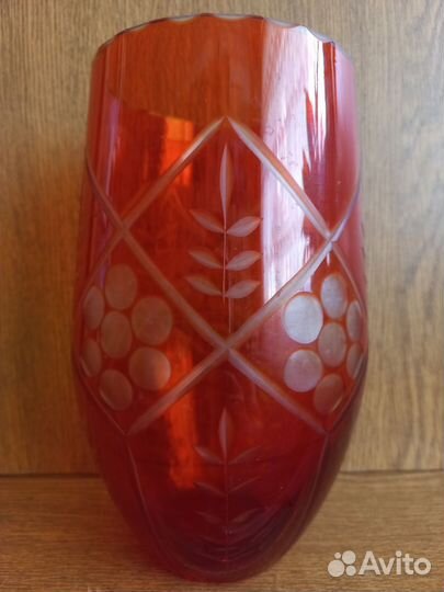 Ваза для цветов из цветного стекла СССР