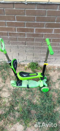 Самокат детский трехколесный с сиденьем