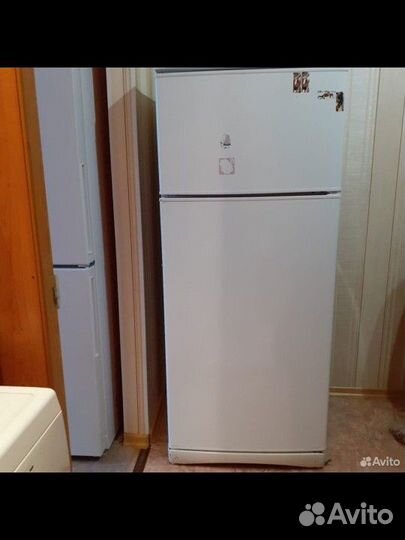 Холодильник б/у