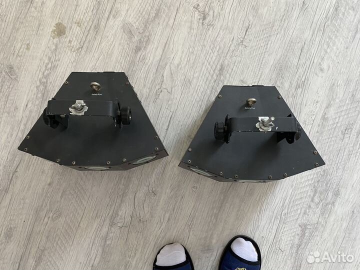 Световой прибор Involight OB200