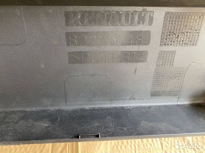 Накладка бампера Renault T 82275648