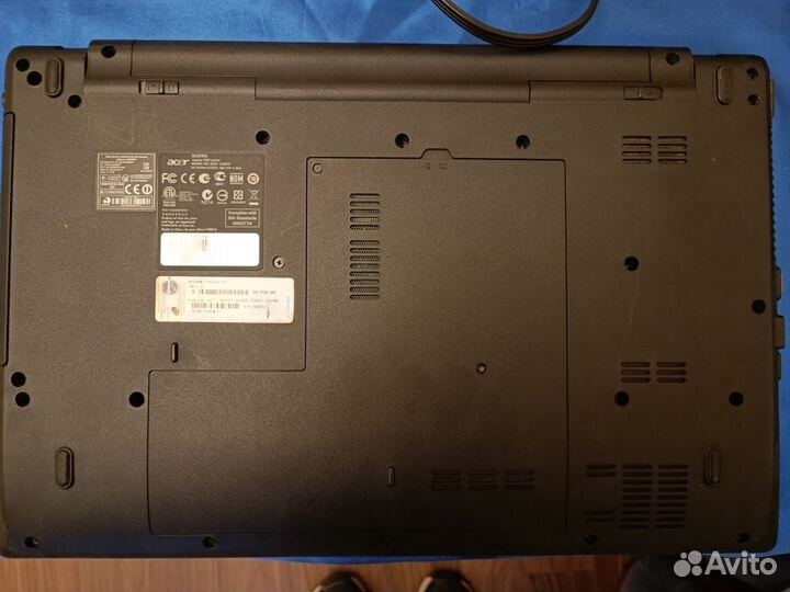 На запчасти Acer aspire 7250