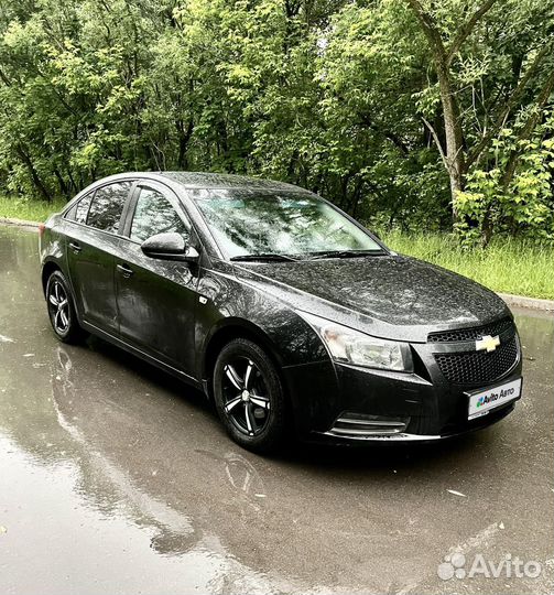 Chevrolet Cruze 1.6 МТ, 2011, 175 000 км
