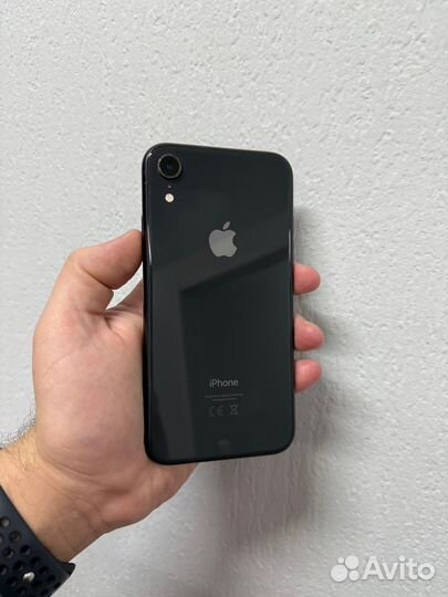 iPhone Xr, 64 ГБ