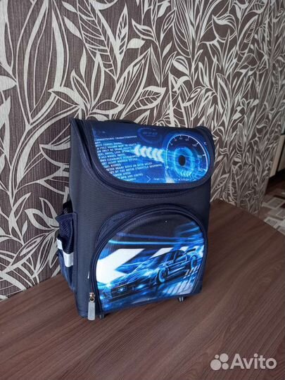 Рюкзак школьный для мальчика новый